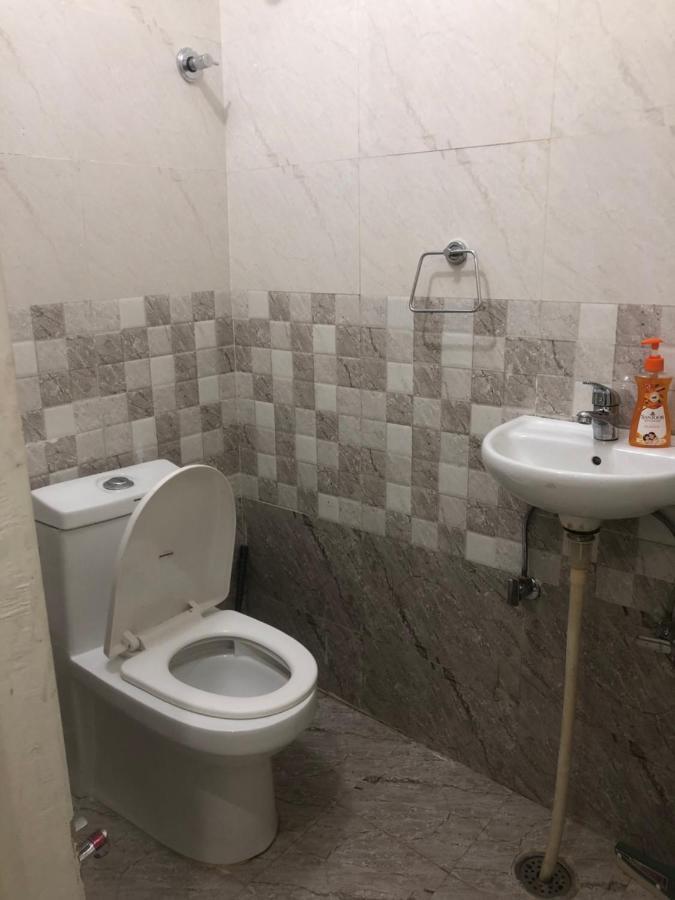 Purple Lotus Hotel Варанасі Екстер'єр фото